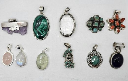 Colgantes de plata con mineral