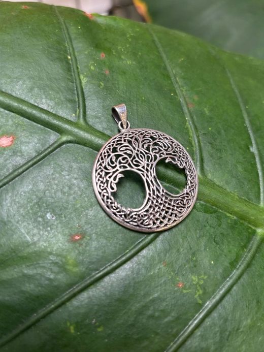 Colgante de plata lisa. Árbol de la vida