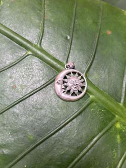Colgante de plata lisa. Luna-Sol