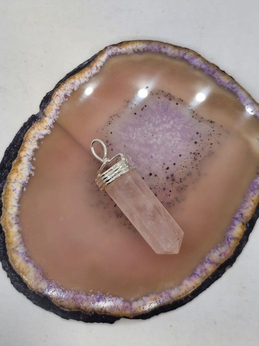 COLGANTE PLATA CON MINERAL  punta de Cuarzo Rosa