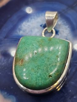 Colgantes de plata con mineral. Turquesa natural Nepal