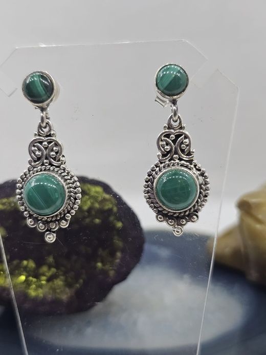 Pendientes tuerca largos. Malaquita