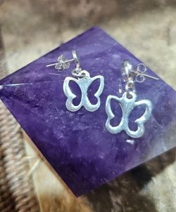 Pendientes tuerca mariposa.