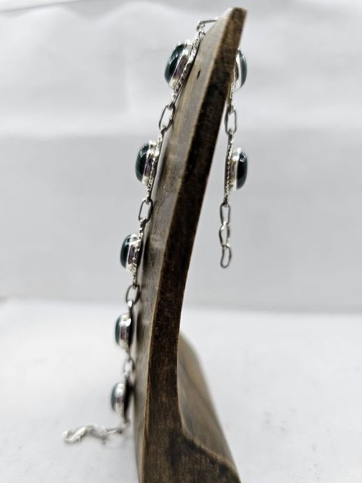 Pulsera de plata con mineral. Malaquita